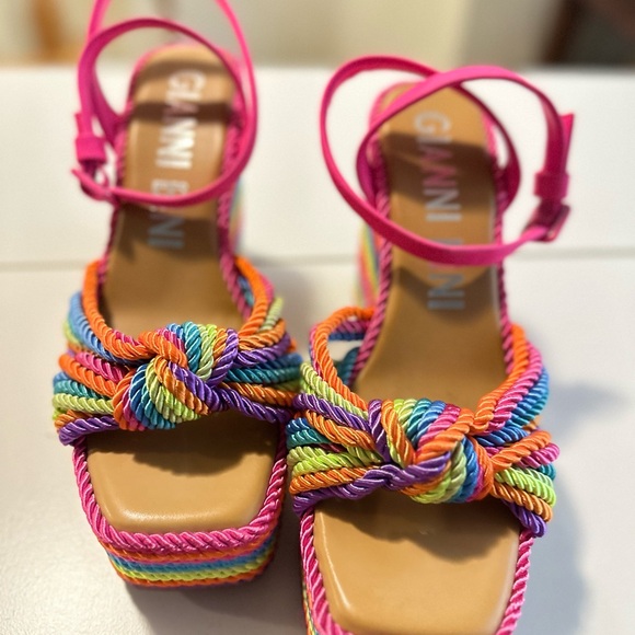 Gianni Bini Espadrille Knotted Platform Wedge - Picture 2 of 4